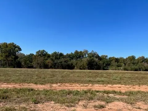 3012 Bayou Fields Dr, Alexandria, LA 71303