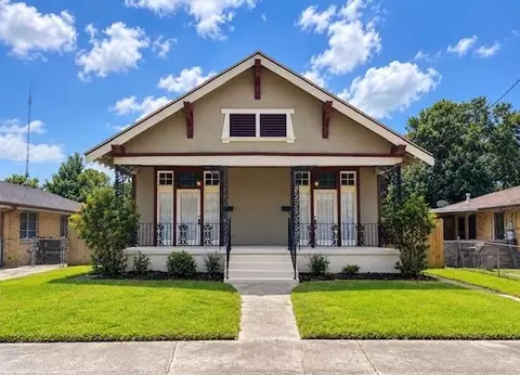 1316 18 Friedrichs St, Gretna, LA 70053