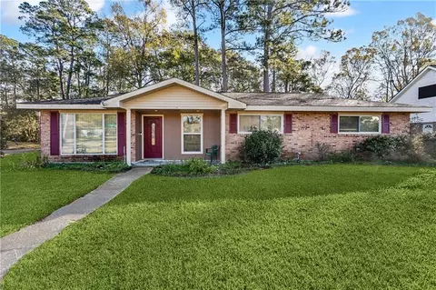 1504 Queens Dr, Slidell, LA 70458 photo 1