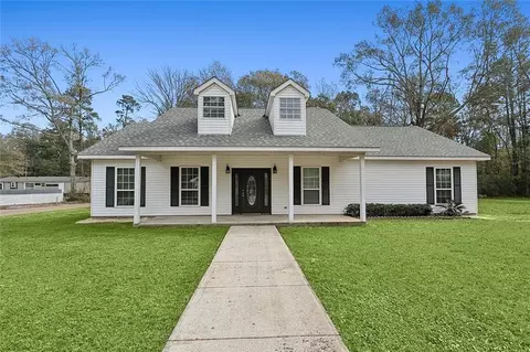 72140 E 1st St, Covington, LA 70433 photo 1