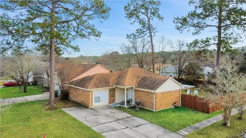 331 Holmes Dr, Slidell, LA 70460 photo 1