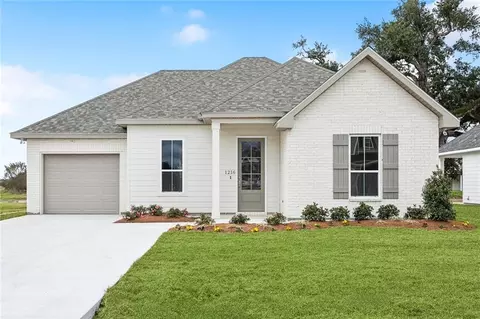 1216 Gassen St, Luling, LA 70070 photo 1