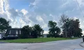 513 W Genie St, Chalmette, LA 70043