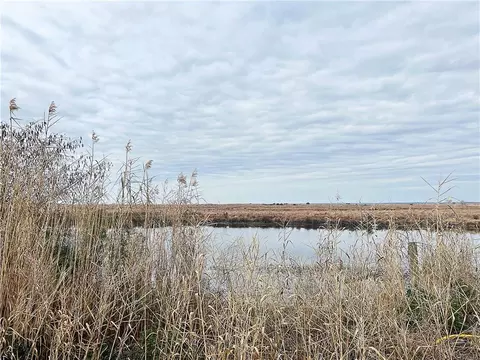 0 Pontchartrain Dr, Slidell, LA 70458