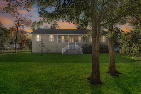 26512 Lucille Dr, Lacombe, LA 70445