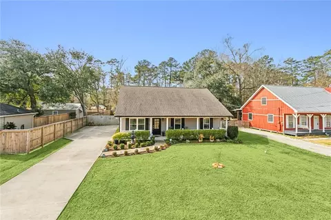 1926 Dupard St, Mandeville, LA 70448 photo 1