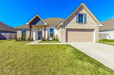275 Shadow Pointe Rd, Thibodaux, LA 70301 photo 1