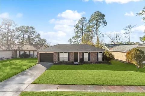 213 Foxbriar Ct, Slidell, LA 70461 photo 1