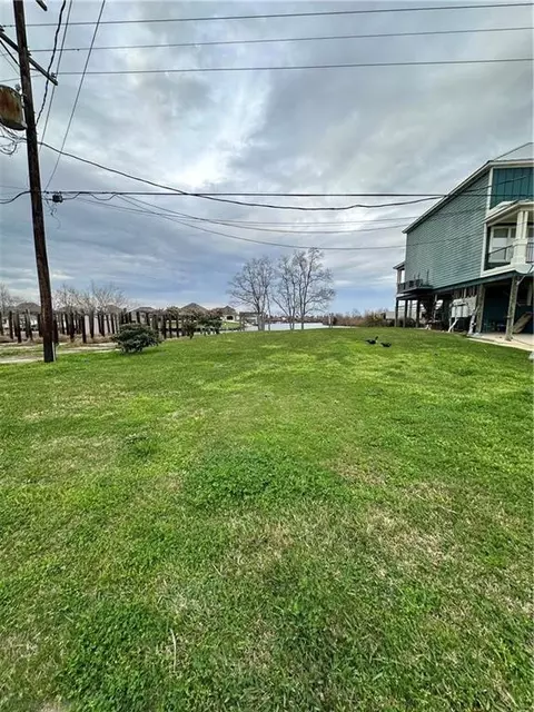 200 Lakeview Dr, Slidell, LA 70458