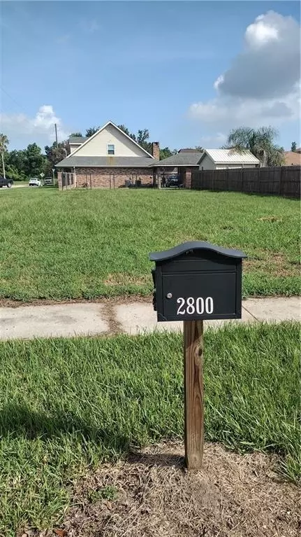 2800 Oak Dr, Violet, LA 70092 photo 1