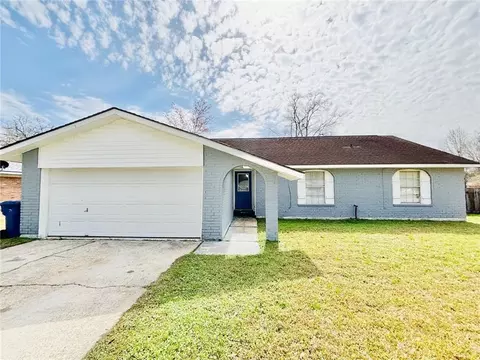 1495 W Hall Ave, Slidell, LA 70460
