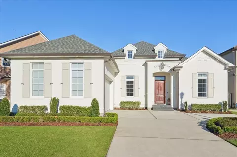 4 Cocos, Kenner, LA 70065 photo 1