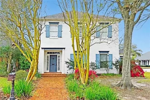 33 Hermitage Dr, Marrero, LA 70072