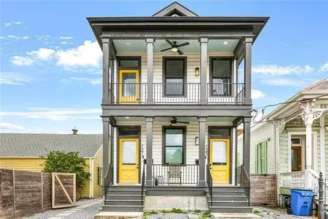 725-27 Desire St, New Orleans, LA 70117