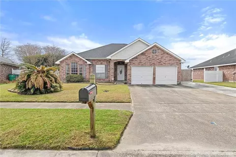 108 Gail Dr, Laplace, LA 70068