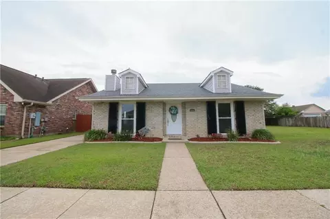 4504 Stella Dr, Meraux, LA 70075