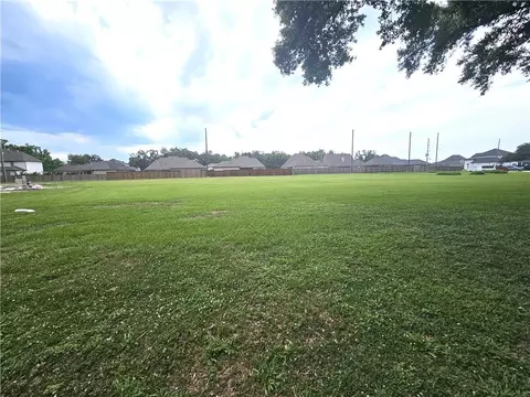 lot E J2a-56 E Campus Dr, Destrehan, LA 70047