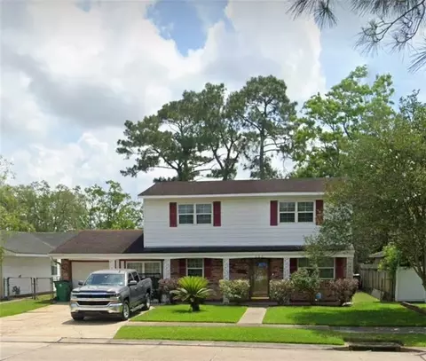 625 W Niagara Cir, Terrytown, LA 70056