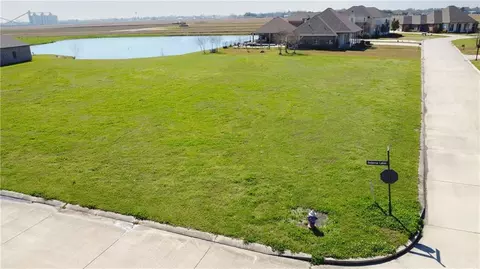 2575 Bellevue Lakes St, Paulina, LA 70763