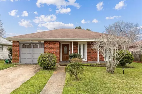 705 Mayfair Ln, Kenner, LA 70065 photo 1
