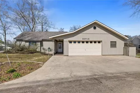 20715 Buns Ln, Springfield, LA 70462 photo 1