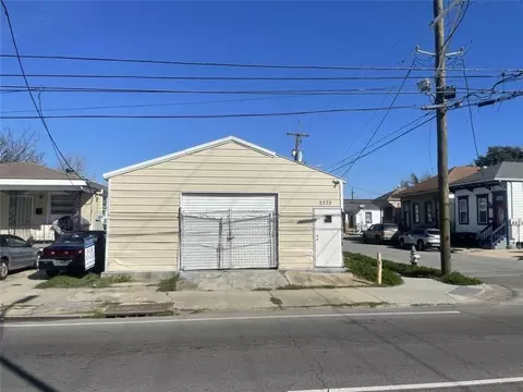2275 N Claiborne Ave, New Orleans, LA 70117