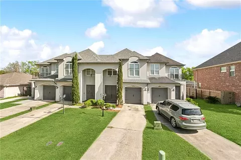 84 Ormond Meadows Dr, Destrehan, LA 70047 photo 1