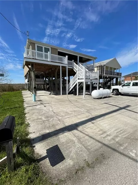 2978 Ridgeway Blvd, New Orleans, LA 70129