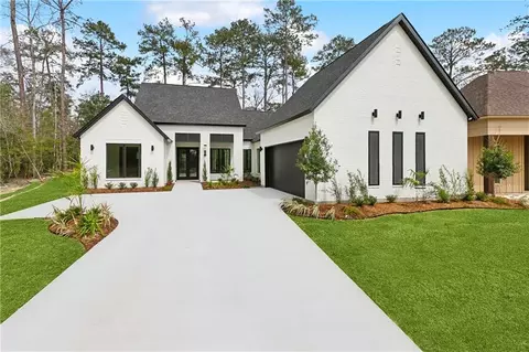 4273 Cypress Point Dr, Covington, LA 70433 photo 1