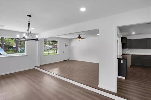 Living - 365 Olive Dr, Slidell, LA 70458 photo 2 of 4