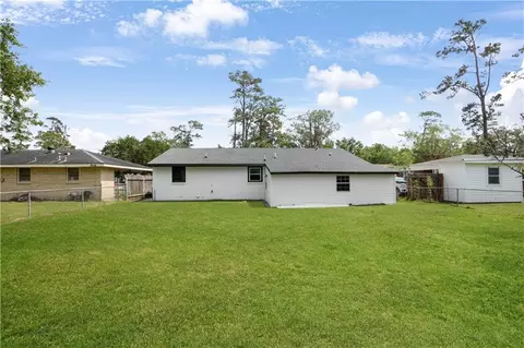 Exterior - 365 Olive Dr, Slidell, LA 70458 photo 2 of 2