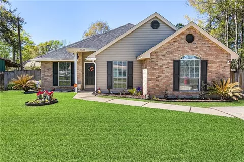 1633 Cherry St, Slidell, LA 70460 photo 1