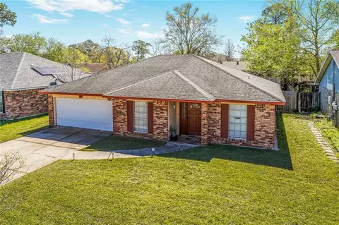 1504 Kings Row, Slidell, LA 70461 photo 1
