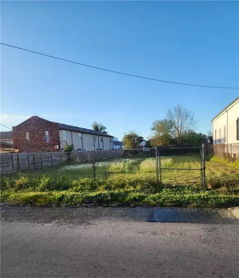 1619 1621 Urquhart St, New Orleans, LA 70116