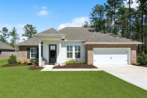 72690 Robindale Dr, Covington, LA 70435 photo 1
