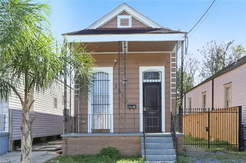 1929 Almonaster Ave, New Orleans, LA 70117