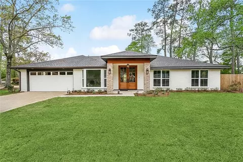 346 Devon Dr, Mandeville, LA 70448 photo 1