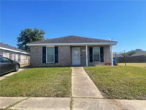 4941 Viola St, New Orleans, LA 70126