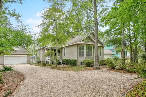 617 Park Ave, Mandeville, LA 70448 photo 1