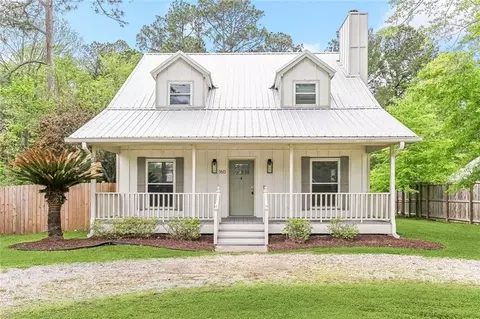 160 Deval St, Mandeville, LA 70471 photo 1