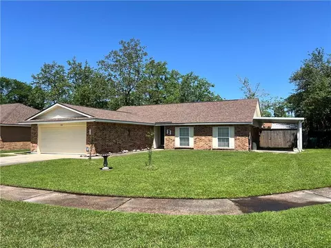412 Longleaf St, Slidell, LA 70458 photo 1