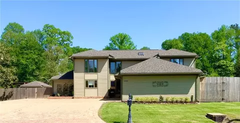 31765 River Pines Dr, Springfield, LA 70462