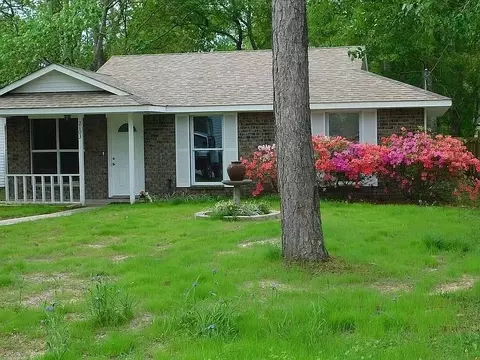 2103 Bluebird St, Slidell, LA 70460 photo 1
