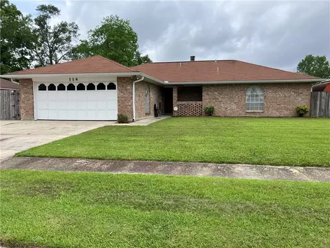 114 Crescentwood Loop, Slidell, LA 70458 photo 1