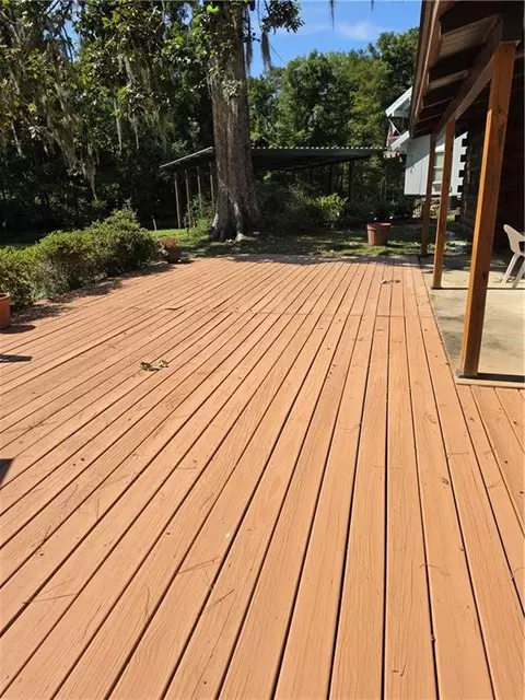 Exterior - 31814 River Pines Dr, Springfield, LA 70462 photo 3 of 4
