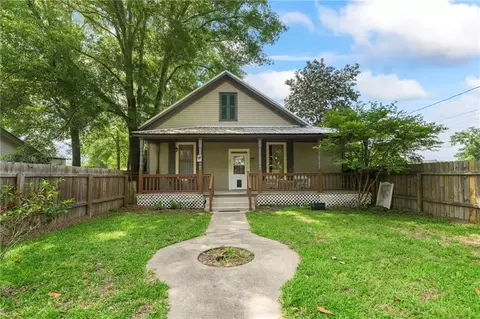 102 E Pine St, Amite, LA 70422 photo 1