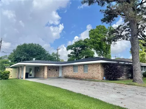 3345 Somerset Dr, New Orleans, LA 70131 photo 1