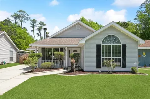 34019 Longleaf Ln, Slidell, LA 70460 photo 1