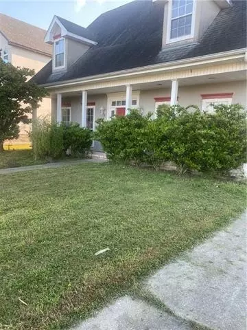 103 Warwick St, Laplace, LA 70068