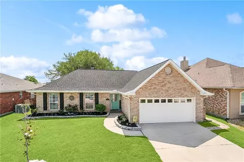 113 Columbia Pl, Slidell, LA 70458 photo 1